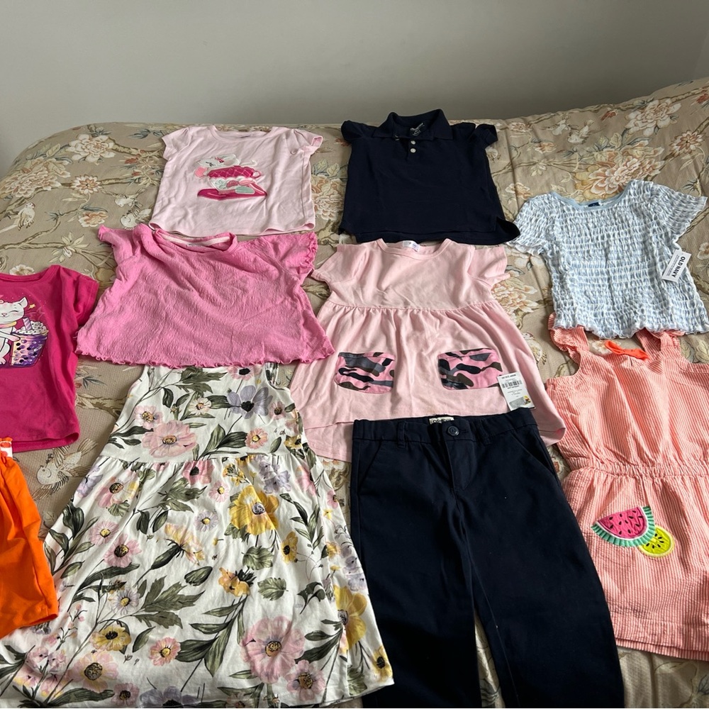 Gymboree Kids Clothing Set - Pink, Black, and Floral
